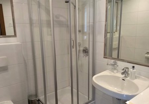 Triple room with shower, toilet - Hotel Edelweiss