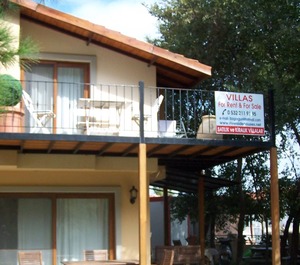 Riverside Villas 