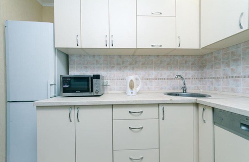 Solomjanskyj Apartment | Донца 27 Шалимова, Шулявская, Мед-Городок, НАУ, Исида, Вацлава Гавела, Лепсе, Отрадный, аеропорт Жуляны, Микрохирургия глаза