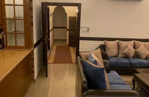 Amman Apartment | عمان شارع المدينه المنوره خلف فندق موفنبيك