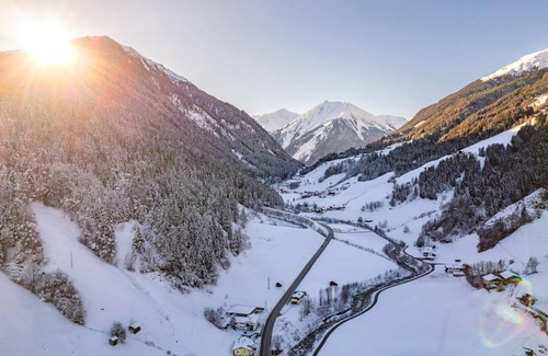 Sellrain Ski Chalet | 160 m² Chalet ∙ 5 bedrooms ∙ 12 guests