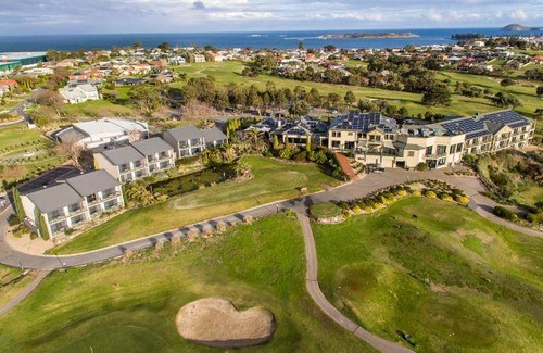McCracken Resort | 170 m² Resort ∙ 4 bedrooms ∙ 127 guests