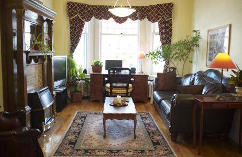 Golden Triangle Bed & Breakfast | 19 m² Bed and breakfast ∙ 2 bedrooms ∙ 4 guests