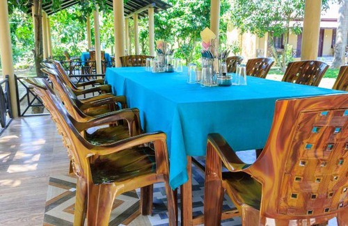 Sauraha Resort | 25 m² Resort ∙ 2 bedrooms ∙ 3 guests