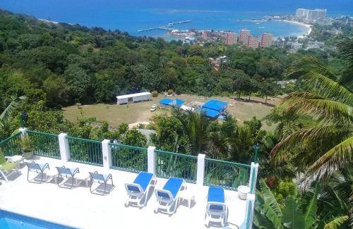 Ocho Rios House | 33 m² Motel ∙ 127 guests