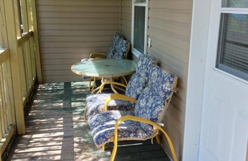 Longueuil Apartment | 50 m² Apartment ∙ 1 bedroom ∙ 4 guests