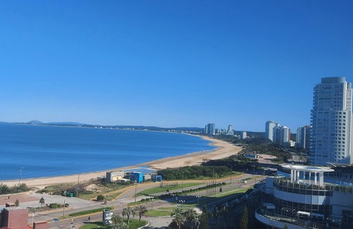 Punta del Este House | Alexander beach 1102