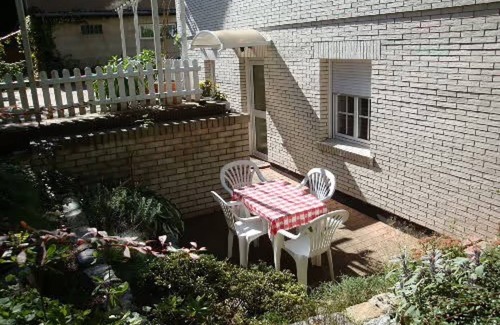 Schmoeckwitz Apartment | Apartment 'Berlin-Natur' with Private Terrace and Private Garden