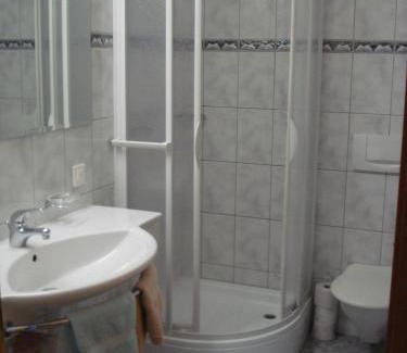 Ravaisch Apartment | Chasa Valetta