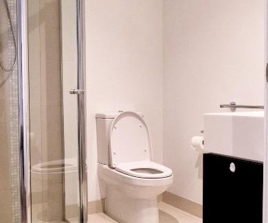 Southbank Apartment | Entire 1BR apartment Right Next to Crown with pool,gym & Parking available