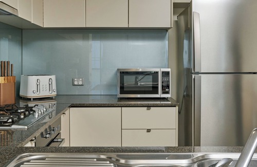 Southbank Apartment | Exclusive Stays - Sentinel VII