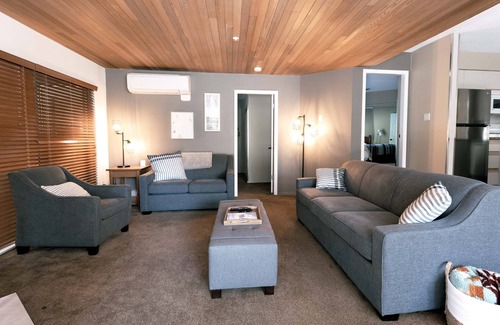 Blueberry Hill Condo | Family Staycation Retreat with Heated Year Round Pool, Walk to Beach, Sleeps 7