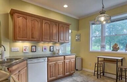 Frankfort House | Frankfort Farmhouse - PickleBARn