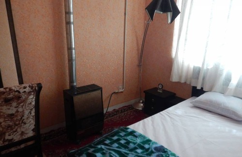 Kermān Hostel | Hostel ∙ 8 guests