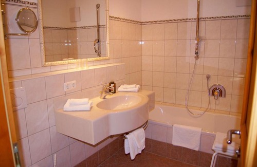 Ehrwald Apartment | Mountain Home Zugspitze