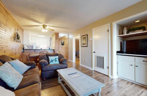 Chalet Village Apartment | Mountain Top Retreat