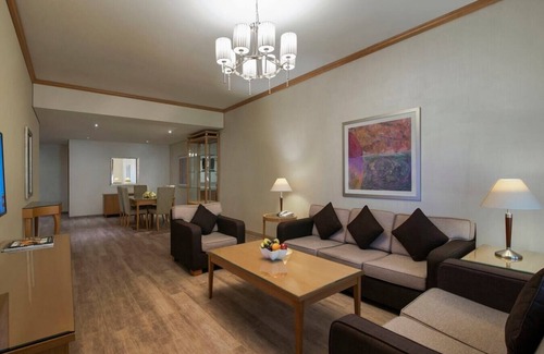 Beach & Coast Apartment | One Bedroom Apartment Near Sharjah Aquarium By E R