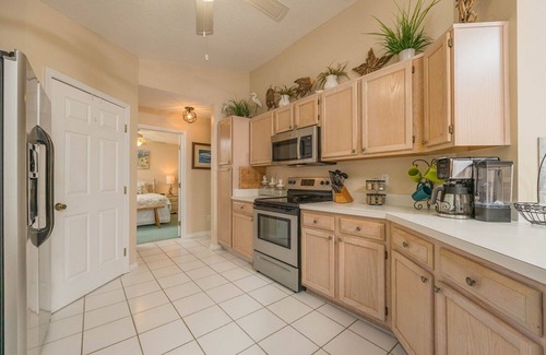 St. Augustine House | Robin's Nest: Private 4 bedroom Pool home just steps to beach with screen pool