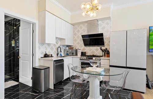 Inner Richmond Apartment | SF Nest by UCSF/GGP, walking score 100%