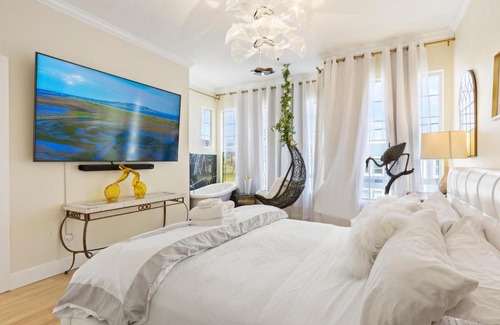 Inner Richmond Apartment | SF Nest by UCSF/GGP, walking score 100%