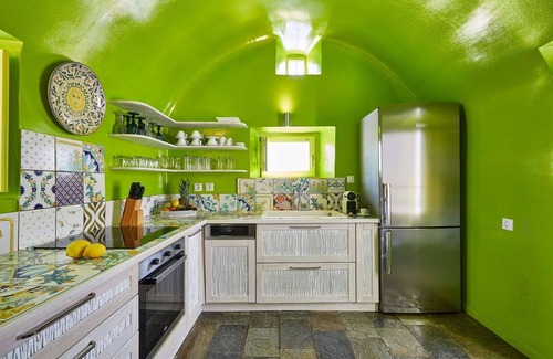 Imerovigli Villa | Splendid Santorini Villa | 3 Bedrooms | Villa Cascada | Amazing Volcano and.