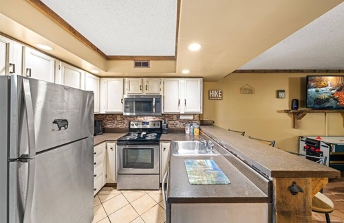 Chalet Village Condo | Those who wander are not always lost! Mountain Stream, Fireplace, Cozy hideaway