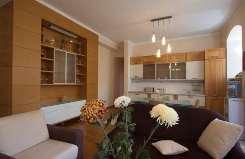 Besarabka Apartment | VIP- квартира 4х комнатная, Крещатик, Бессарабская площадь.