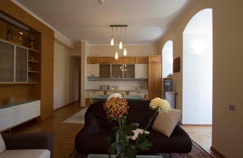 Besarabka Apartment | VIP- квартира 4х комнатная, Крещатик, Бессарабская площадь.