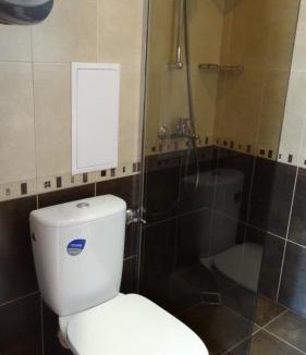 Saints Constantine and Helena Apartment | Апартамент Кабакум