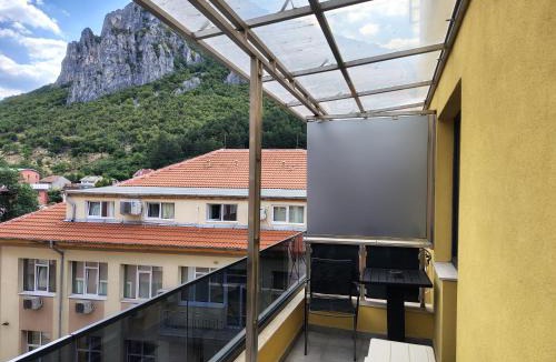 Vratsa Apartment | Апартамент Светли