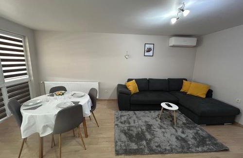 Sliven Apartment | Апартамент Център Сливен 1