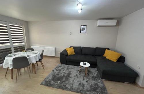 Sliven Apartment | Апартамент Център Сливен 1
