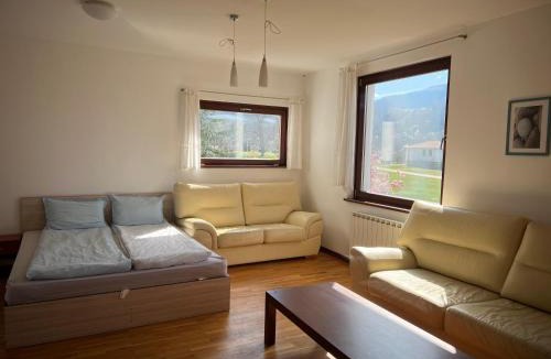 Apriltsi Villa | Вила и тенис комплекс ,Синьото"