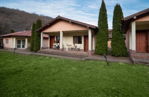 Ribaritsa House | Вили Тихия Кът