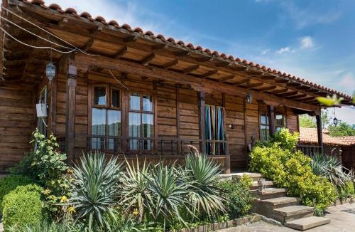Gradets House | Екокомплекс Катунище