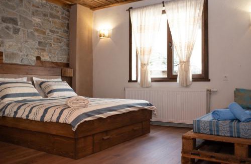 Leshten House | Къщата на музиканта