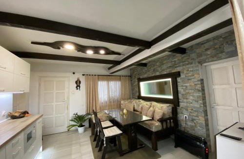 Targovishte Villa | Къща за гости “Дългая”