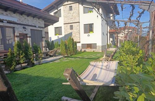 Sapareva Banya House | Къща за гости Мурите