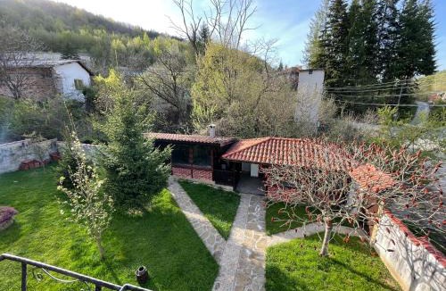 Tryavna House | Къща за гости Сияйна Зора