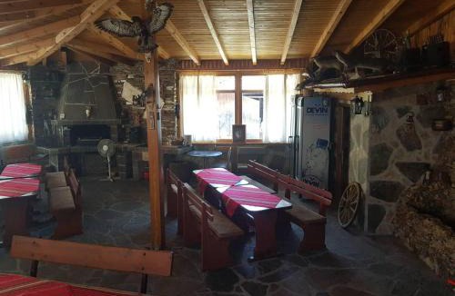 Dospat House | Къща за гости с механа Баджо