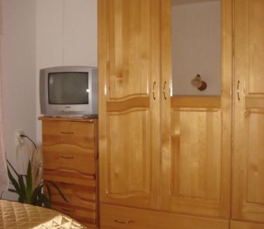 Cherven House | Къща под наем PETROVA