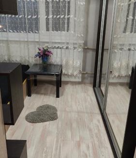 Svyatoshyns'kyi District Apartment | Метро Академгородок Житомирская 10мин пешком Академмістечко Вернадского 65 КУП НАНУ Європейський університет Міні-смарт квартира