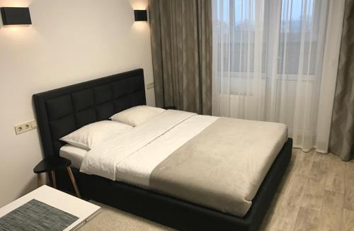 Svyatoshyns'kyi District Apartment | Святобор LUX Apartments