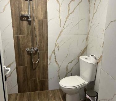 Vratsa House | Стаи за гости Крис