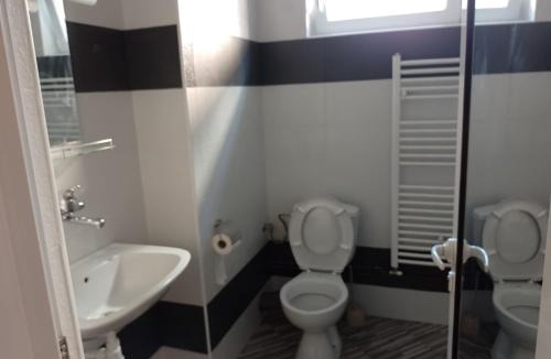 Gorna Banya Apartment | Цвят бяло