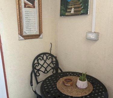 Kiryat Ekron Apartment | יחידת דיור עם בריכה