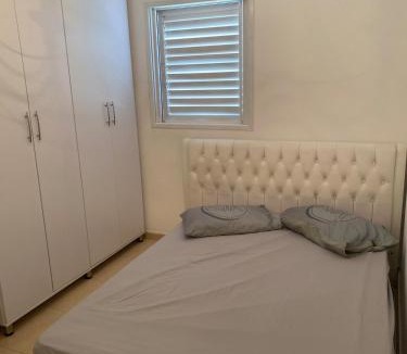 Rishon LeTsiyon Apartment | סאל פאי תפוחים