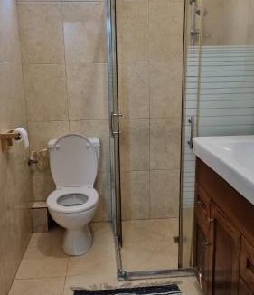 Rehovot Apartment | שני חדרי שינה, חניה חינם, איזור שקט ויוקרתי,