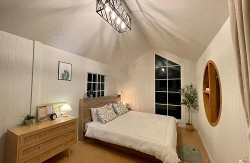Wang Nam Khiao House | บ้านไร่ฟ้าสวยวังน้ำเขียว Little House
