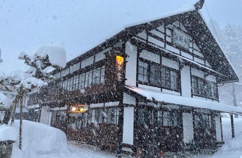 Togakushi Hotel | 宿屋白金家 yadoya-shiroganeya 1日1組限定2名から8名様まで 全館貸切り 伝統的建造物の旅籠宿 Traditional culture experience
